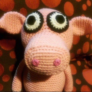 Cute Crochet Pig Pattern image 1