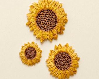 刺繍入りひまわりアイロンワッペン、コテージコア風ワイルドフラワーバッジ、フローラルアップリケ