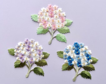 アジサイの花のアイロン接着ワッペン｜トートバッグ、衣類、DIYクラフト用品用の刺繍入り花柄アップリケ