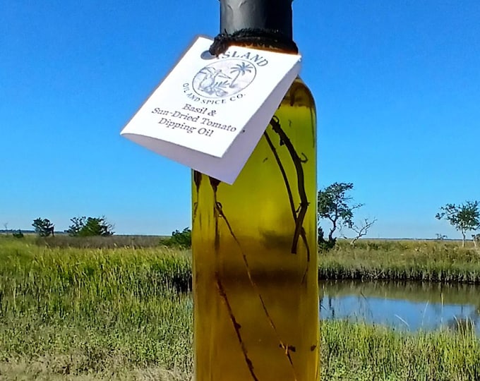 Basil & Sun Dried Tomato Infused Extra Virgin Olive Oil 240 ml (8.1 fl oz)