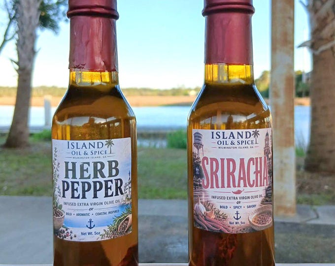 Herb Pepper and Sriracha Infused Olive Oil | Savory Gourmet Cooking & Dipping Oil