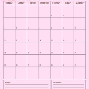 Könnte beinhalten: Rosa Januar 2026 Kalender mit weichem Farbverlauf im Hintergrund. Das Kalenderraster ist schwarz umrandet, mit den Wochentagen oben. Enthält Abschnitte für Erinnerungen und Notizen für morgen. Die Website ist www.reallygreatsite.com.