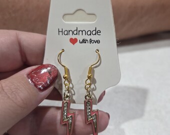 ¡Pendientes hechos a mano!