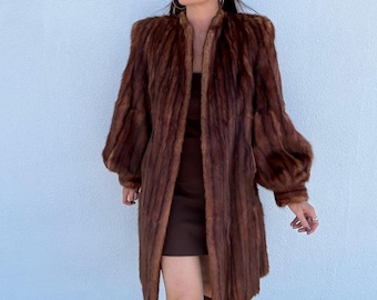 本物のブラウンミンクファーコート - 台形カット、レディース高級