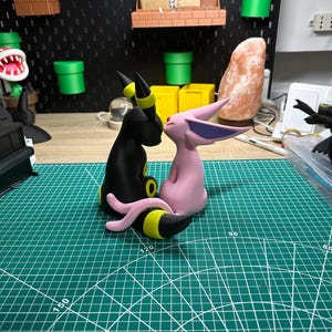 エーフィとブラッキーの恋