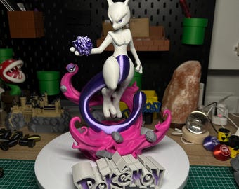 action Figure Mewtwo