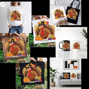 Könnte beinhalten: Eine Sammlung von Produkten zum Thema Thanksgiving mit einer Cartoon-Truthahnfigur mit einem Pilgerhut. Artikel umfassen ein weißes Sweatshirt, Tragetaschen, Tassen und Kissen. Der Truthahn ist von Kürbissen, Weizen, Trauben und Äpfeln umgeben.
