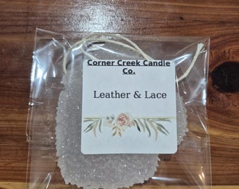 Cuero y encaje Freshie