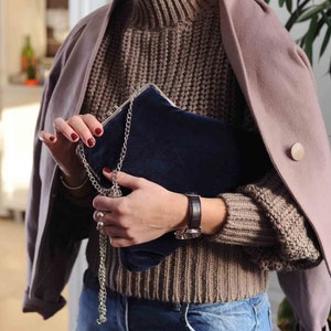 velvet bag for women, Kiss lock bag for wedding, Clutch Bag with Chain, navy blue bag