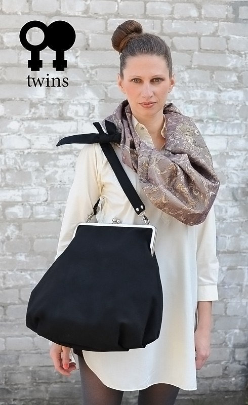 kiss lock Black bag/metal frame bag/large tote bag