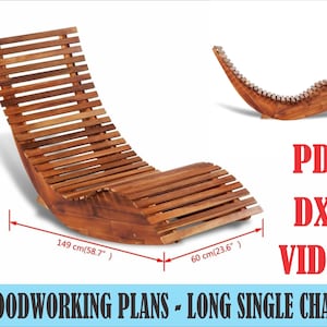 Könnte beinhalten: Ein einzelner Holz-Liegestuhl mit geschwungenem Design. Der Stuhl besteht aus Holzlatten und misst 149 cm in der Länge, 60 cm in der Breite und 86 cm in der Höhe. Der Text "WOODWORKING PLANS - LONG SINGLE CHAIR" ist ebenfalls enthalten.