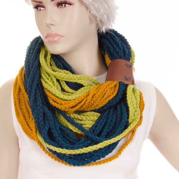 Infinity Scarf, Chunky Cowl, With Genuine Leather Bracelet, Crochet Chain Lariat Loop Scarf