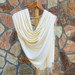 Thick Pashmina Shawl, Bridesmaid Gift, Bridal Wrap, Wedding Scarf, Bridesmaid Shawl, Bridal shower favors, Ivory