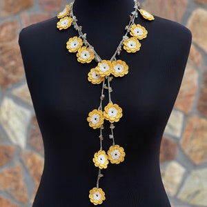 Crochet Bead Necklace, Crochet Oya Necklace, Crochet Flower Poppy Necklace, Yellow-White-Green