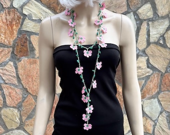 Crochet Flower Necklace: Turkish Oya Lariat with Natural Stones