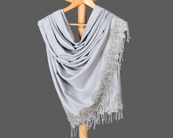 Bolero con scialle Pashmina spesso, con bordo in pizzo francese, scialle da damigella d'onore, matrimonio invernale, grigio argento