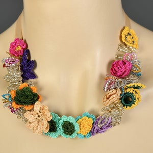 Crochet Oya Necklace, Crochet Bip Necklace, Crochet Necklace, Fiber Necklace