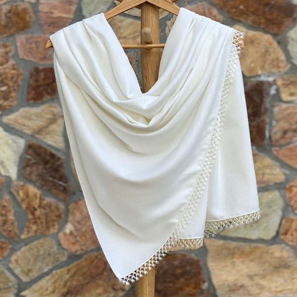 Thick Pashmina Shawl, Bridal Shawl, With Handmade Lace, Wedding Shawl, Bridesmaid Pashmina Shawl Scarf, IVORY