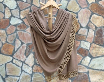 Thick Pashmina Shawl, Wedding Shawl, Bridesmaids Pashmina Shawl, With Handmade Lace, Evening Shawl, Mocha