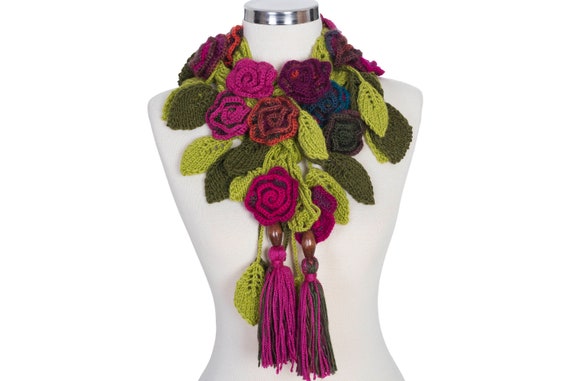 bufanda de flores a crochet