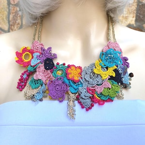 Crochet Oya Necklace, Crochet Bib Necklace, Crochet Necklace, Fiber Necklace
