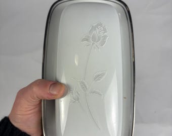 Vintage Seizan Fine China Butter Dish Carolyn 7906 | White Floral Covered Butter Holder