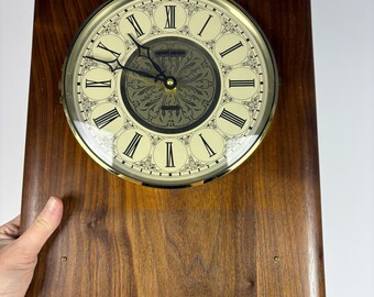 Vintage Mid Century Modern GE Avocado Electric Wall Clock Model