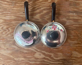 Vintage Brillium Mini Frying Pan Salt & Pepper Shakers – Novelty Kitchenware, Mid-Century Collectible, St. Louis MO