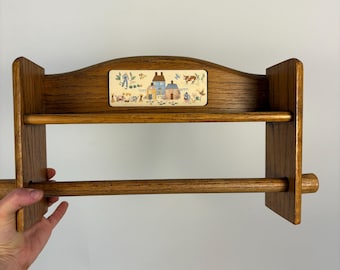 Vintage 1980s International Heartland Collection Paper Towel Holder – Oak Wood Wall Shelf