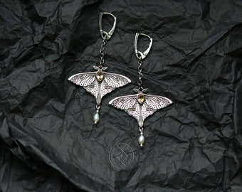 Brincos longos de mariposa Luna - Brincos pendentes de citrino - Brincos de mariposa com pérolas de prata - Brincos de lustre