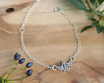 Zelda Hyrule Crest Chain Link Bracelet | 925 Sterling Silver