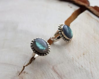 Sterling Silver Oval Labradorite Ring Vintage Style bohemian