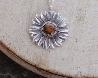 925 Sterling Silver Sunflower Pendant Necklace Tiger Eye Natural Stone