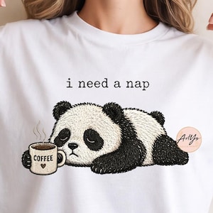 Koszulka z pandą, koszulka dla śpiącego miłośnika kawy, koszulka z zabawną grafiką zwierzęcą