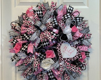 Valentine’s Day Wreath, Heart Wreath, Pink and  Black Valentine Wreath, Leopard Print Valentine Wreath, Valentine Front Door Wreath