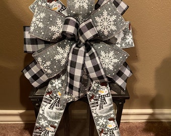 Christmas Bow, Snowman Bow, Christmas Wreath Bow, Christmas Lantern Bow, Black and White Plaid Christmas Bow, Snowflake Christmas Bow