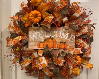 Fall Wreath, Pumpkin Wreath. Welcome Wreath, Thanksgiving Wreath, front door wreath