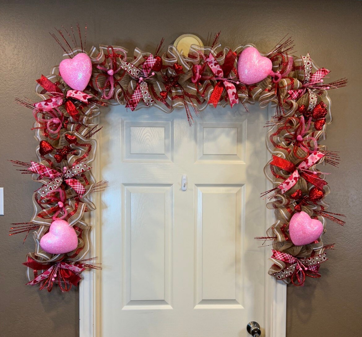Valentine's Day Garland, Valentine Swag, Heart Garland