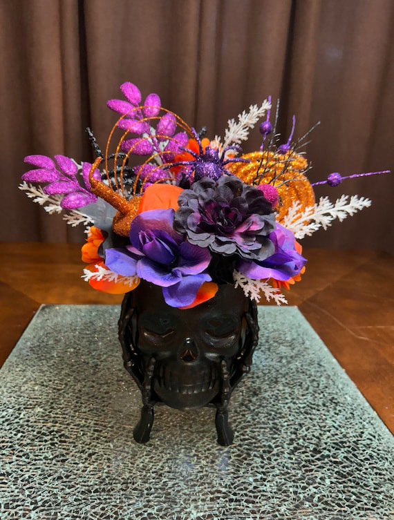 Halloween centerpiece discount
