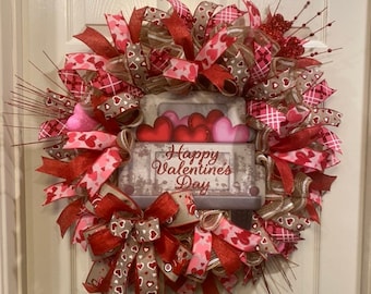 Valentine’s Day Wreath, Vintage Truck Wreath, Heart Wreath, Happy Valentines Day Wreath, Red and Pink Valentine’s Day Wreath