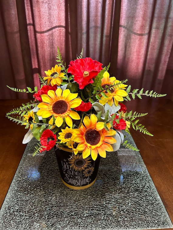 Sunflower Centerpiece, Summer Centerpiece, Yellow and Red Summer Centerpiece, Sunflower Decor, Table Decor, Sunflower and Red Centerpiece