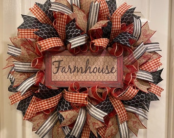 Farmhouse Wreath, Welcome Wreath, Chicken Wreath, Rooster Wreath, Red Wreath, Burlap Wreath, Everyday wreath