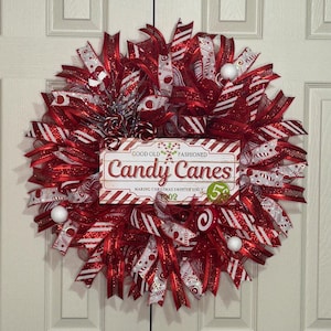 Christmas Wreath, Candy Cane Christmas Wreath, Red and White Stripe Christmas Wreath