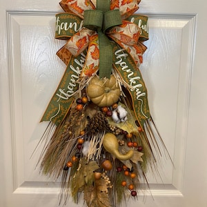 Fall Wreath, Fall Teardrop Swag, Door Swag, Floral Wreath, Pumpkin Wreath, Pumpkin Door Swag, Door Wreath, Fall Decor, Pumpkin Decor