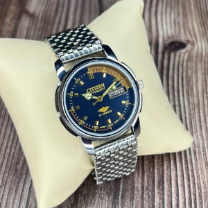 Vintage sällsynt Citizen automatisk urtavla från 1980, blå urtavla, dag- och datumklocka, renoverad, japansk armbandsur i bruksskick