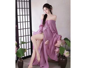 Artistic Photography Robe Set – Elegant Flowing Outfit for Photoshoots and Portraits