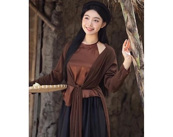 Vietnamese Traditional Áo Tứ Thân Set – Elegant Blue Four-Panel Dress Inspired Outfit