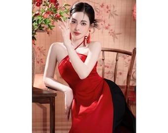 Áo Yếm Đỏ Trung Thu – Red Vietnamese Yếm Outfit for Artistic Photoshoot