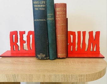 REDRUM book stand , Excellent Gift for Horror fans, The Shinning Redrum wooden bookend
