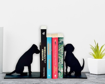 Wooden Dog Bookends - Pet Decor Gift for Dog Lovers, Pet Design Wooden Bookends, Perfect Gift for Pet Lovers, Dog and Cat Wooden Bookends